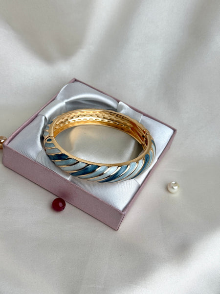 Handcrafted Pastel Enamel Twist Bangle